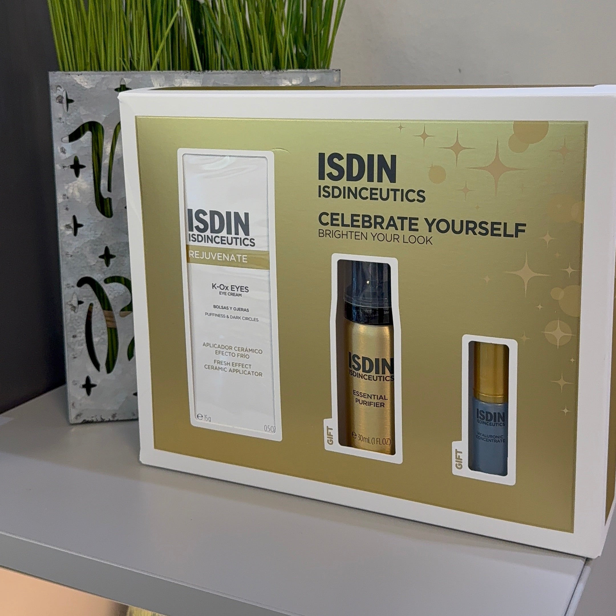 Celebrate Yourself Holiday Set — ISDINCEUTICS